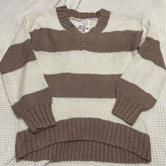 NWT- Hippie Rose - XS. Relaxed V Cut Striped Sweater - Picture 1 of 8